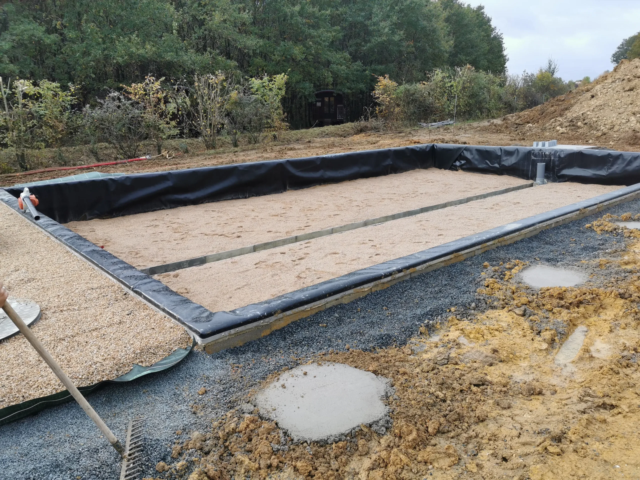 Réalisation des travaux du lagon