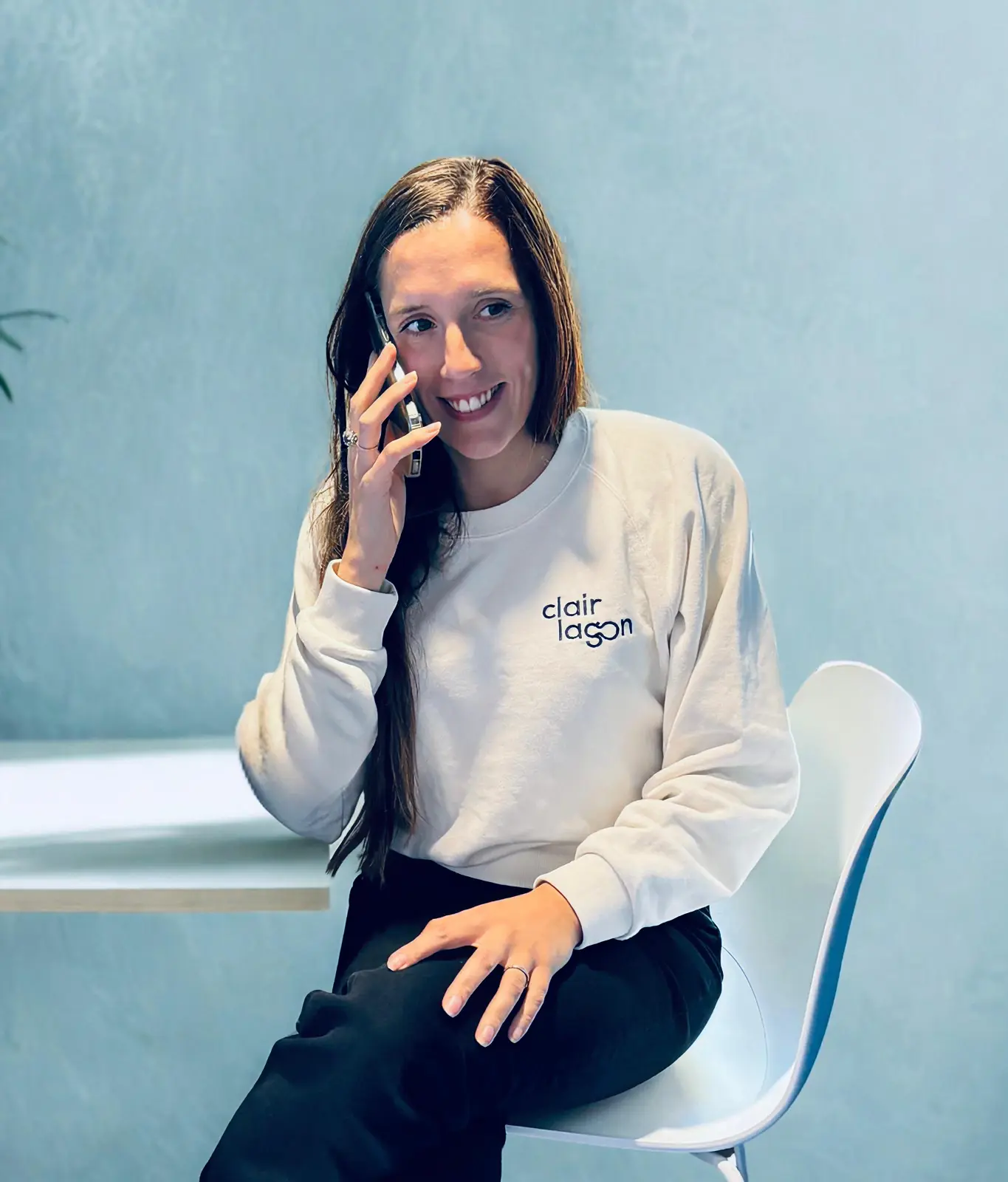 Clair Lagon à votre écoute