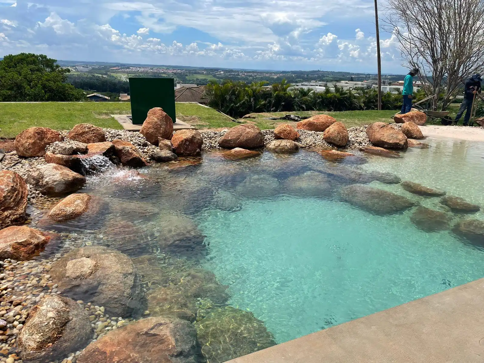 WhatsApp Image 2026-01-23 at 16.39.15 Lagon pour petits espaces