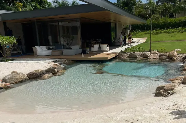 Lagon anse (1) Des bassins adaptés à la vie aquatique